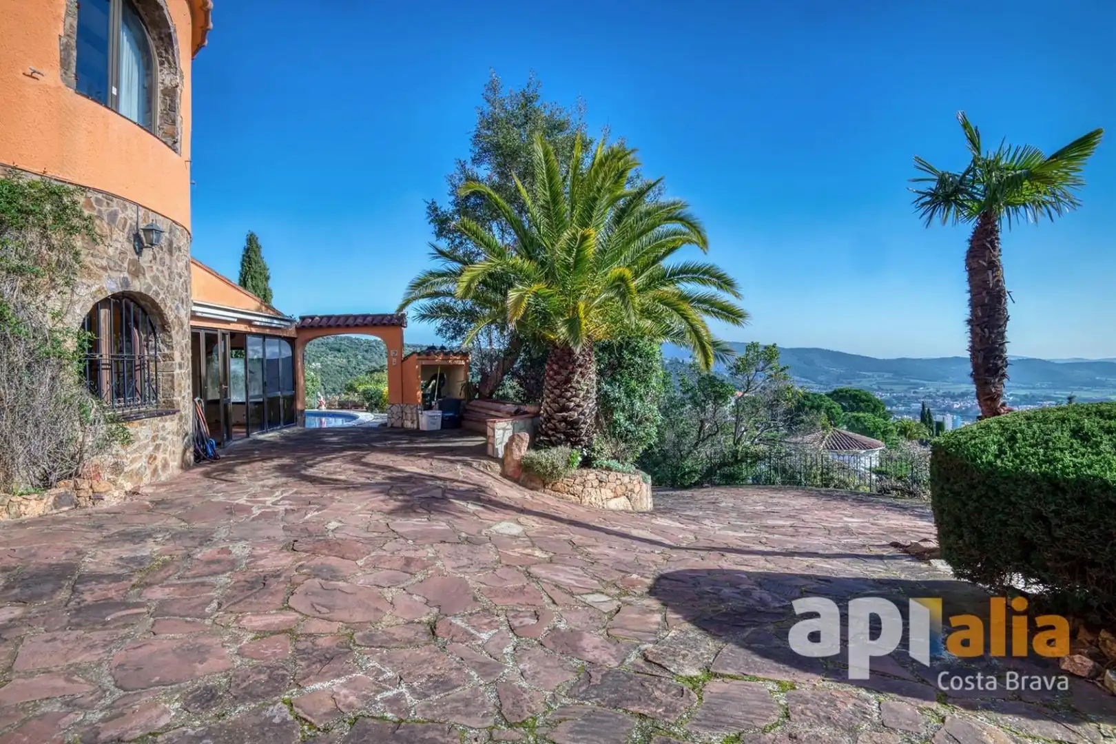Villa mit Pool zum Verkauf in Carrer BASILEA, imagen 5