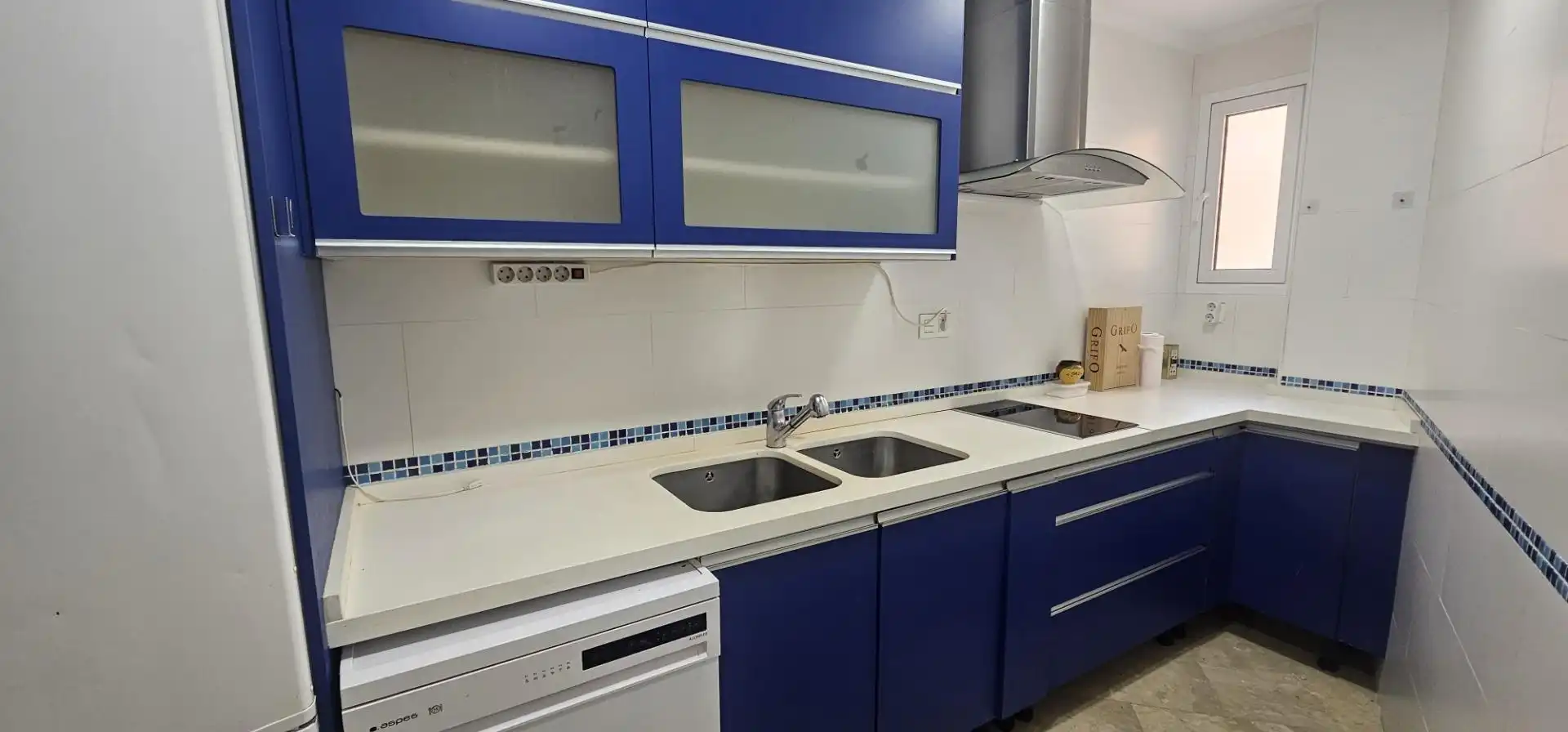 Flat for rent in Calle de Aixa 'La Horra', Camino de los Neveros - Serrallo