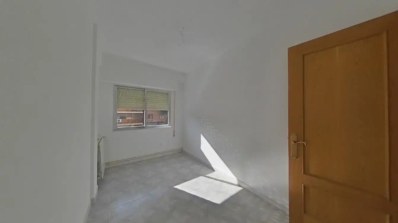 Dormitori de Pis en venda en Móstoles