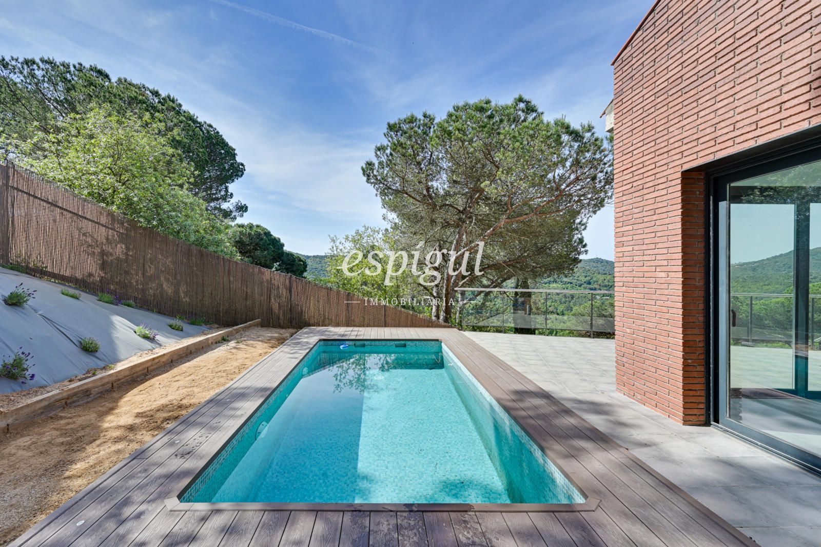 Piscina de Casa o xalet en venda en Vallromanes amb Aire condicionat, Calefacció i Jardí privat