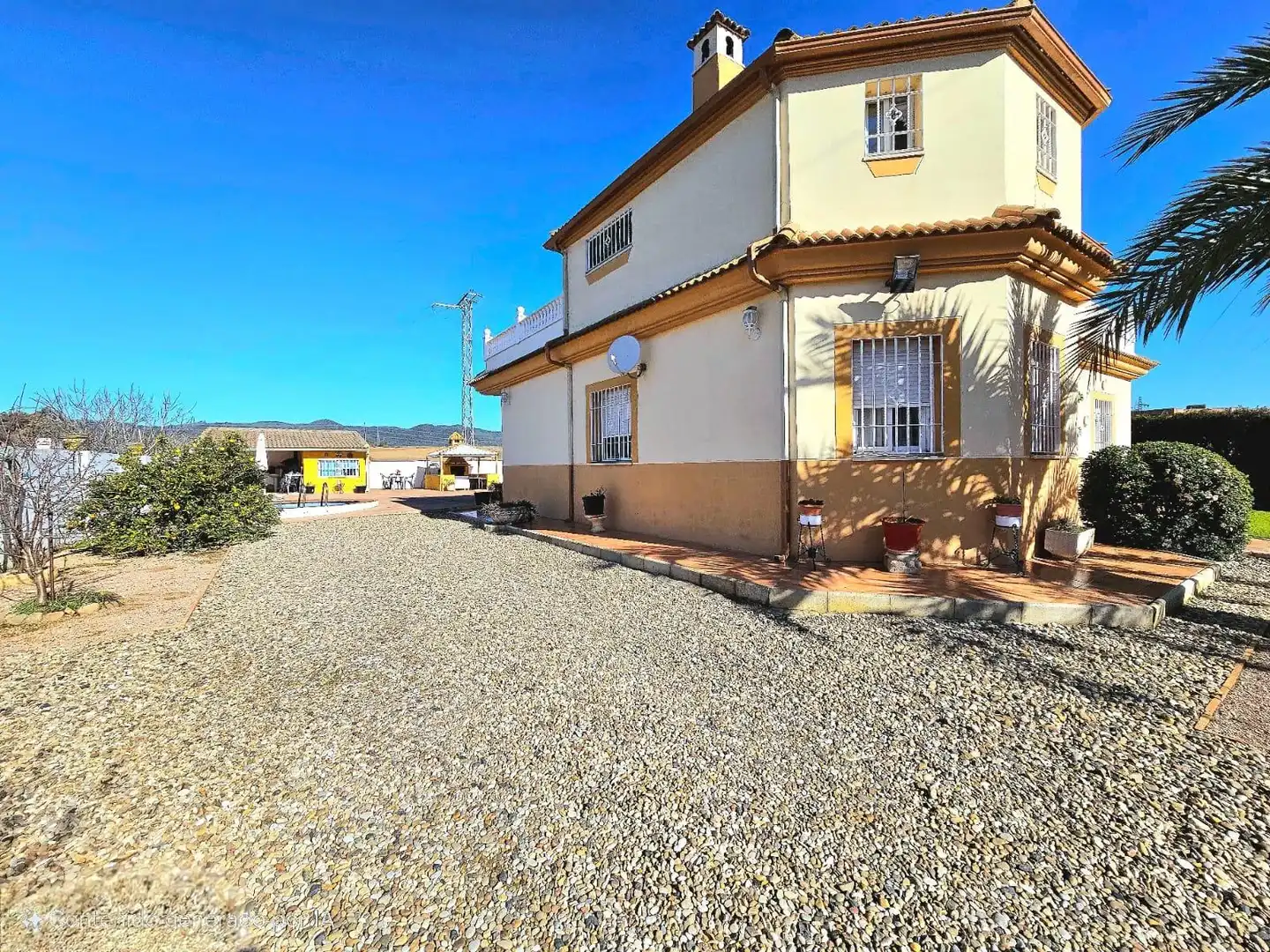 Exterior view of Houses for sale in Córdoba  with Air Conditioner, Private garden and Terrace