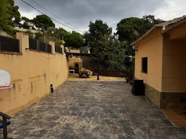 Chalet con piscina en venta en Sant Cebrià de Vallalta, imagen 26