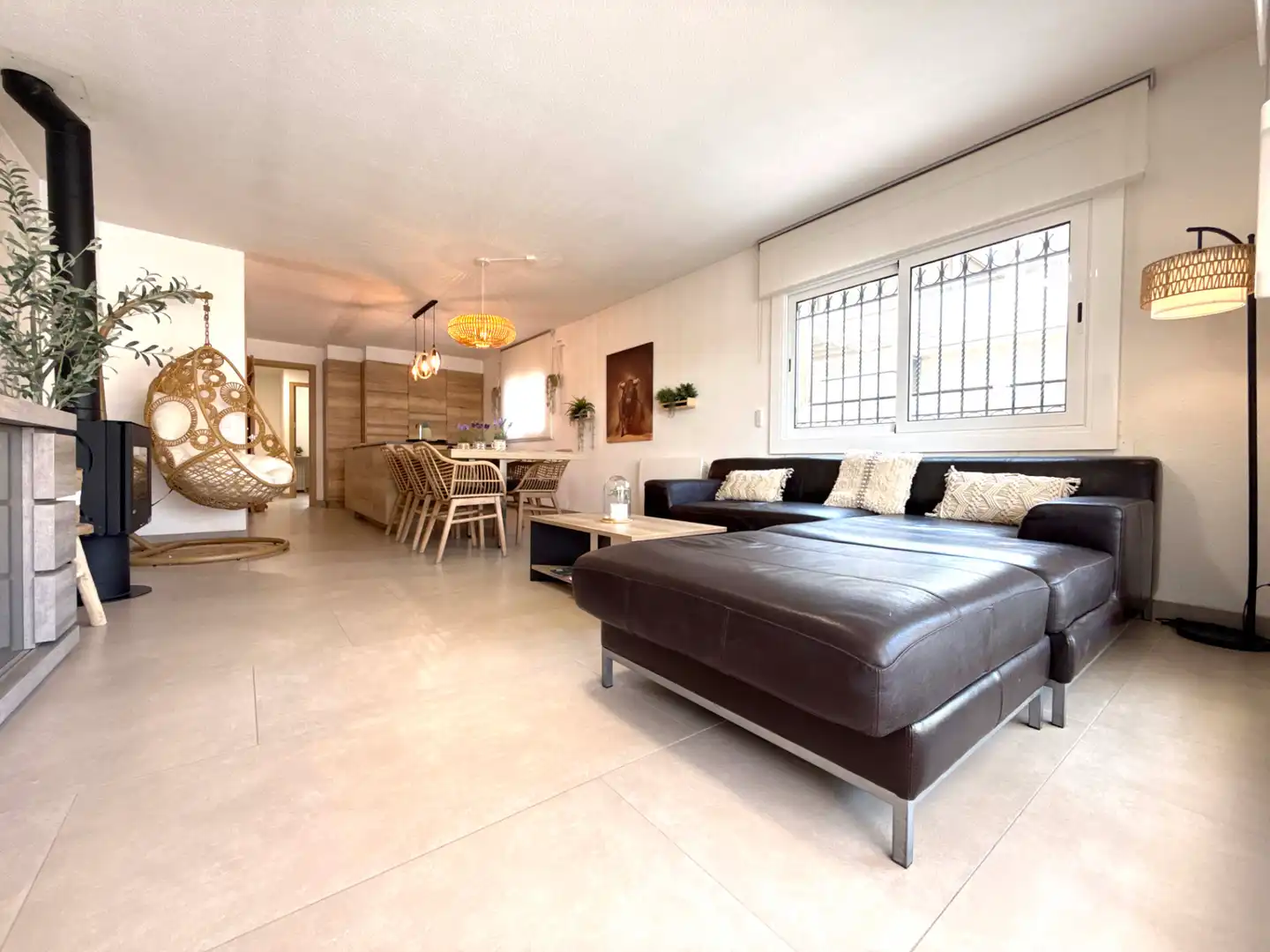 Wohnzimmer von Einfamilien-Reihenhaus zum Verkauf in Cambrils mit Klimaanlage, Heizung und Terrasse