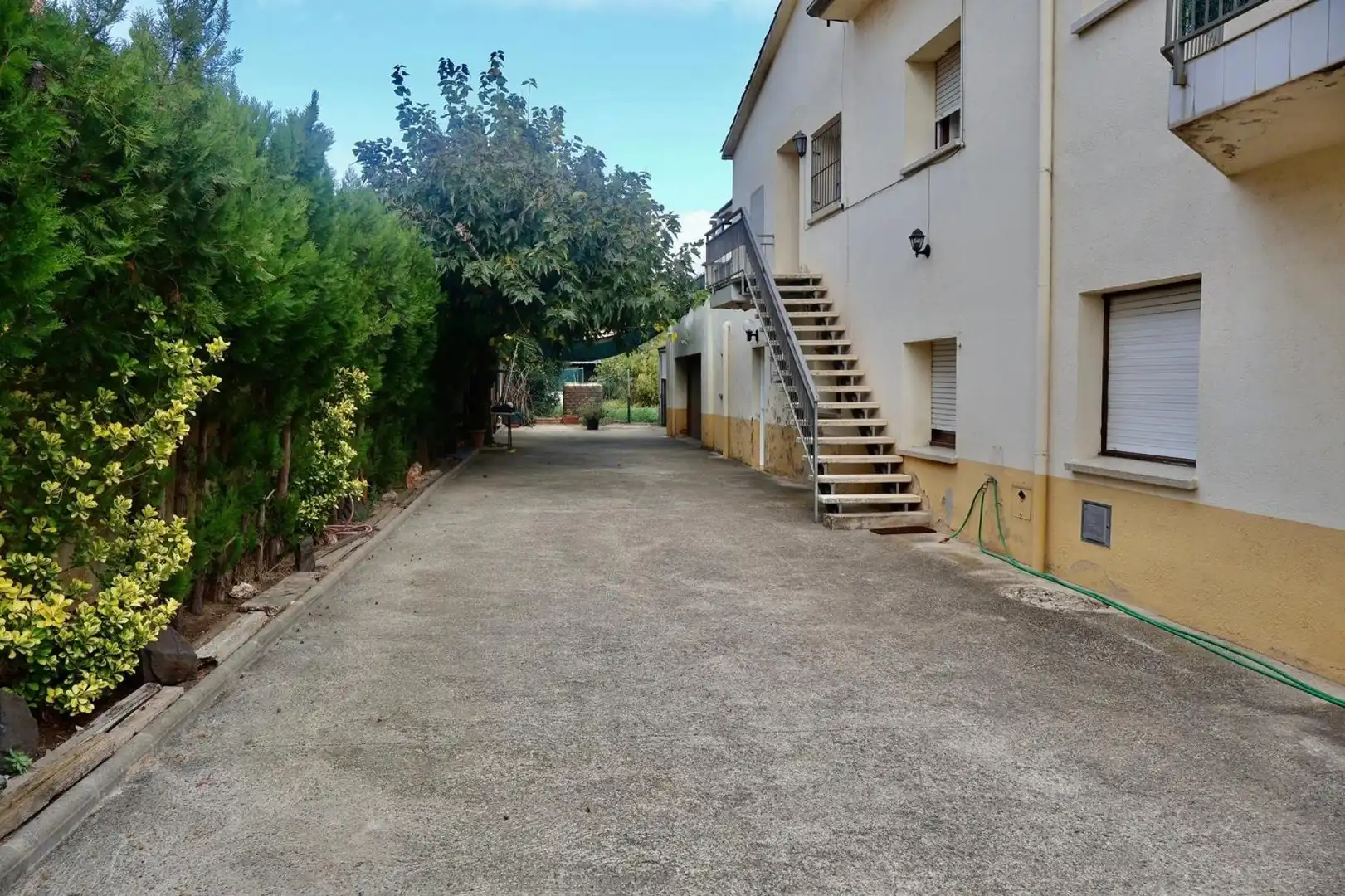 Aparcament de Finca rústica en venda en Maçanet de la Selva amb Terrassa i Balcó