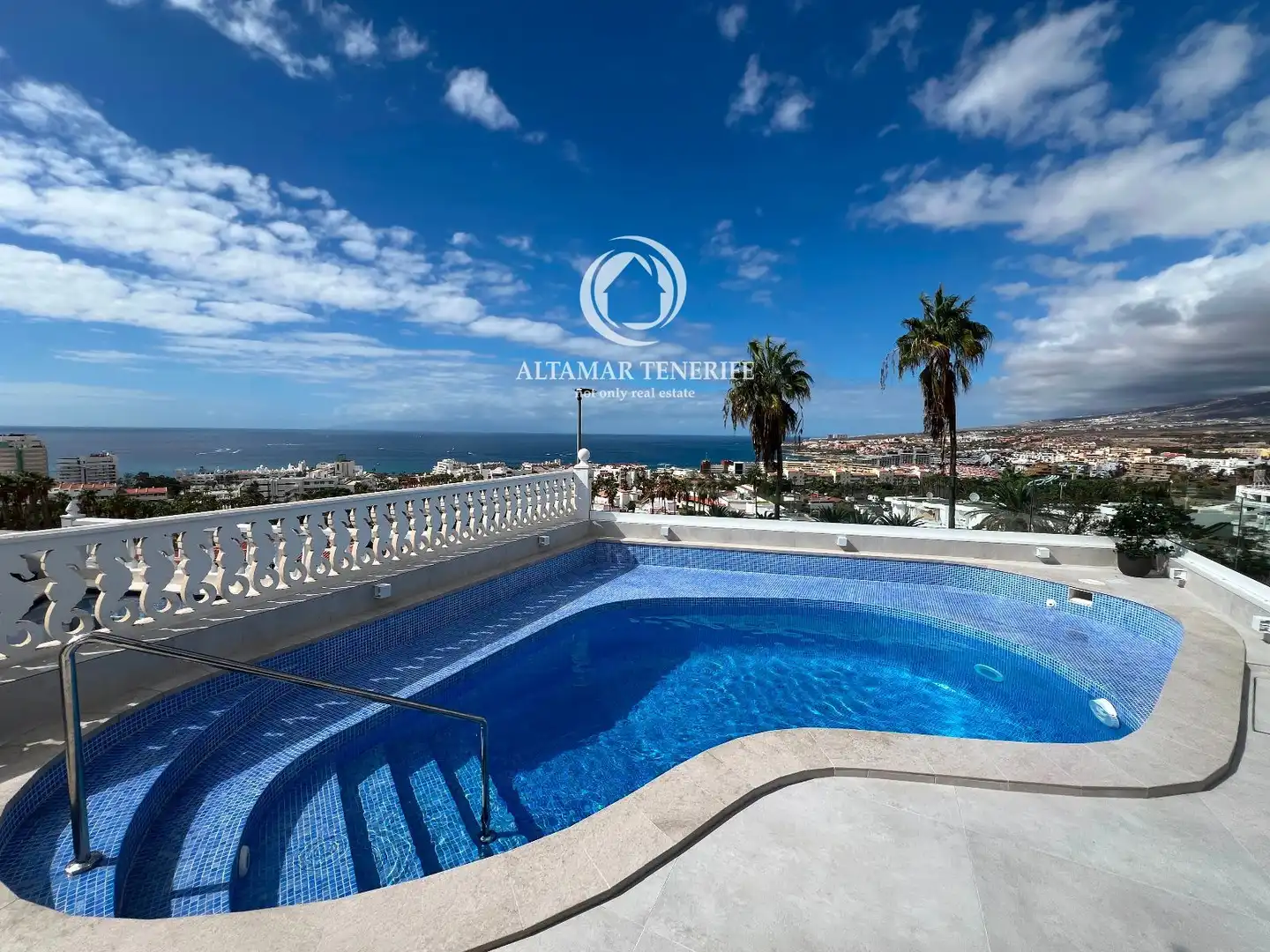 Haus mit Pool zum Verkauf in Costa Adeje