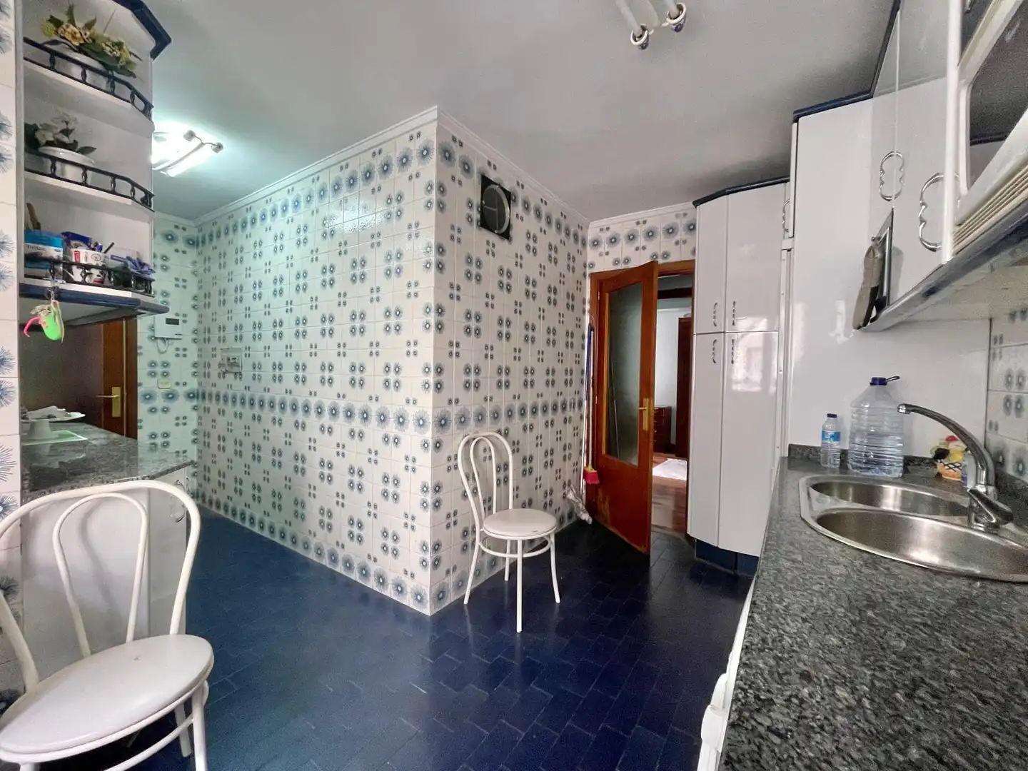 Cocina de Piso en venta en Bilbao  con Calefacción, Amueblado y Balcón