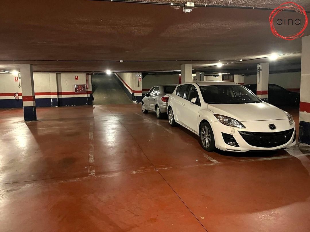 Parking of Garage to rent in  Pamplona / Iruña