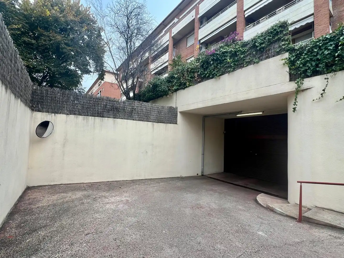 Individual con ascensor en venta en Carrer de Josep Carner 11, imagen 4