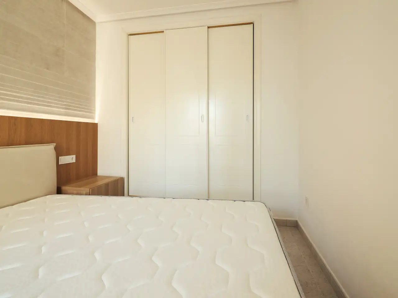 Habitación de Apartamento en venta en Orihuela con Aire acondicionado, Calefacción y Terraza