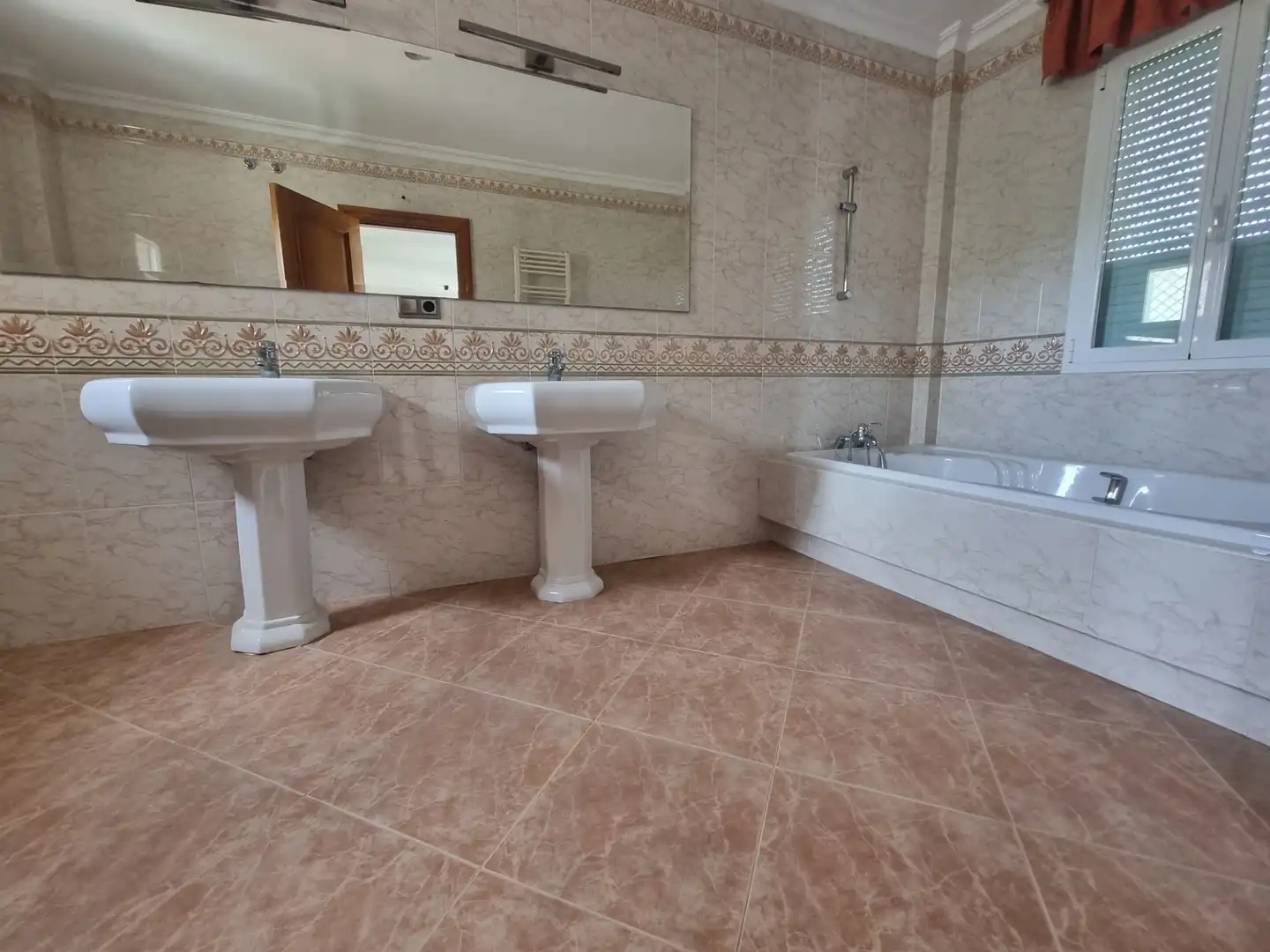 Baño de Casa o chalet en venta en Aljaraque con Jardín privado, Terraza y Trastero