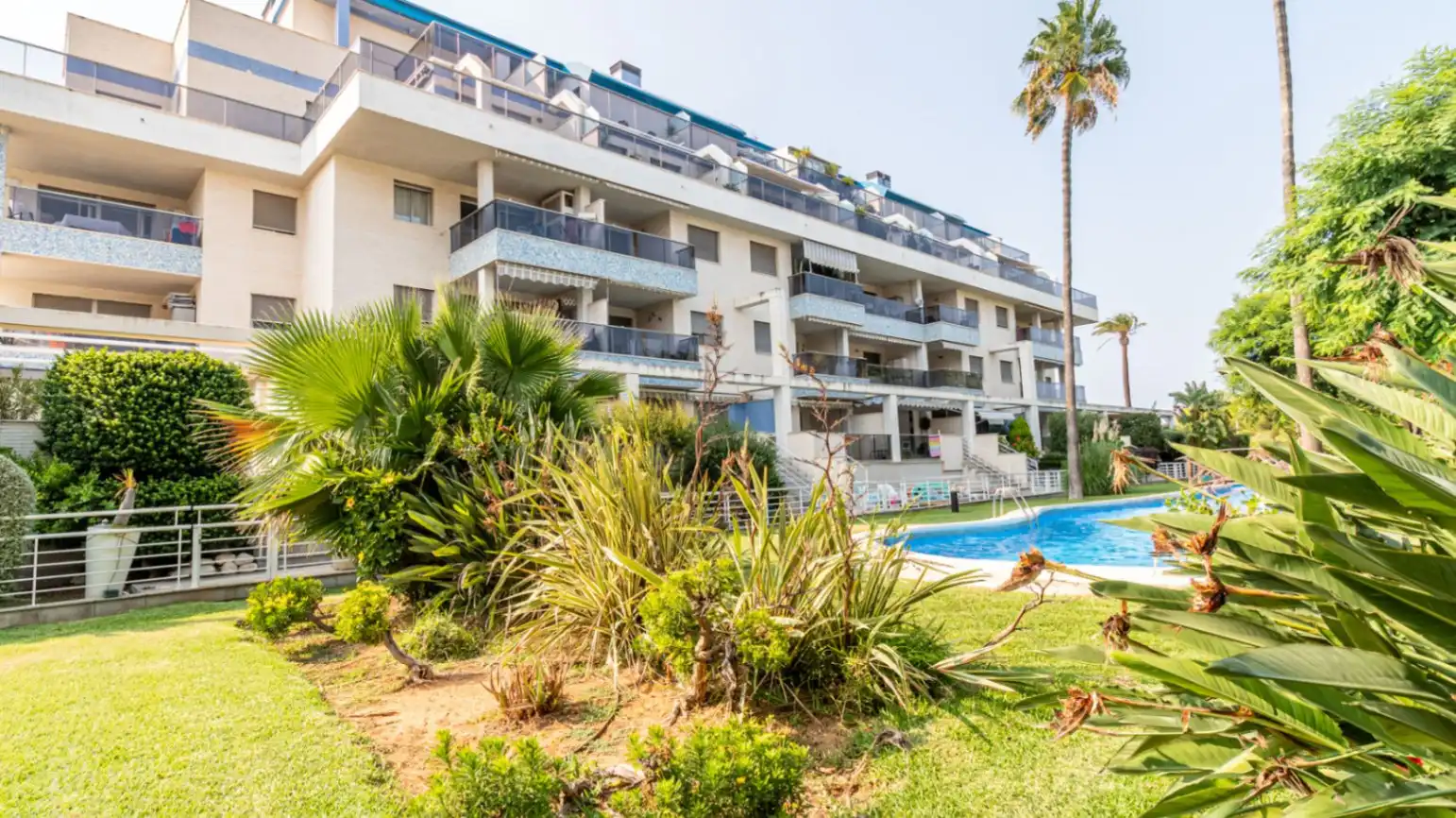 Außenansicht von Wohnungen zum Verkauf in Dénia mit Klimaanlage, Heizung und Terrasse