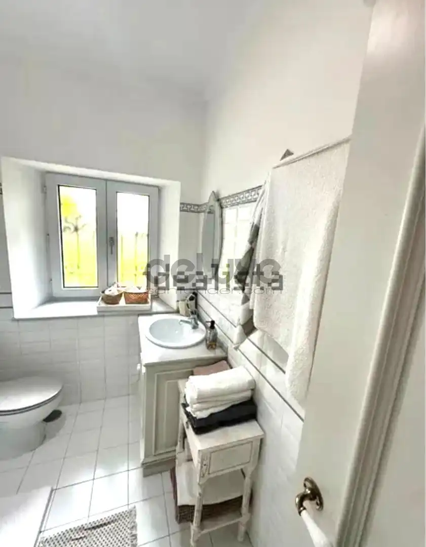 Bathroom of Ground floor for rent in El Sardinero