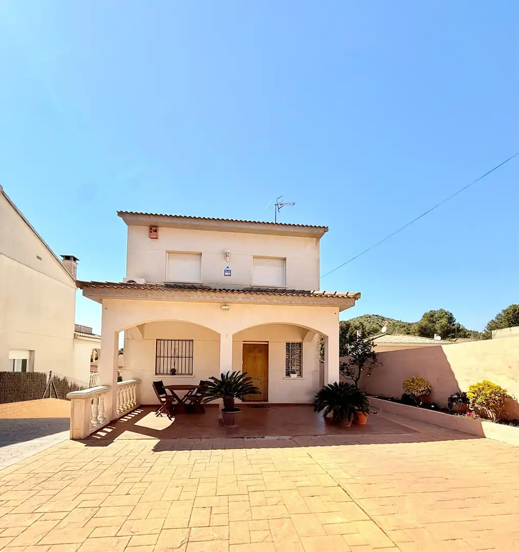 Exterior view of Houses for sale in Calafell  with Air Conditioner, Private garden and Terrace