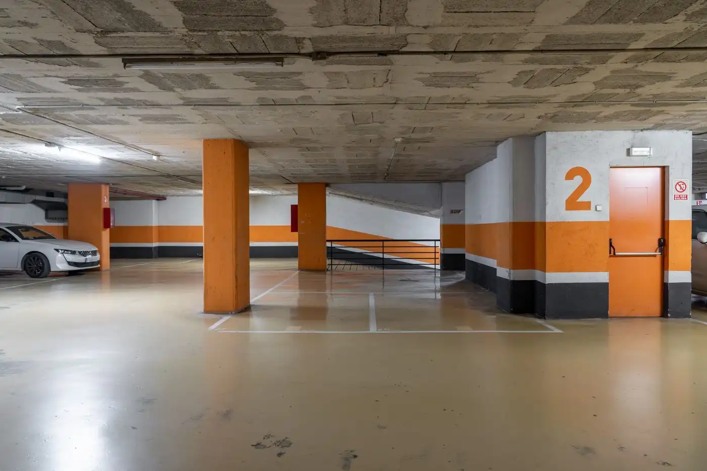 Parkplatz von Garage zur Miete in Barcelona