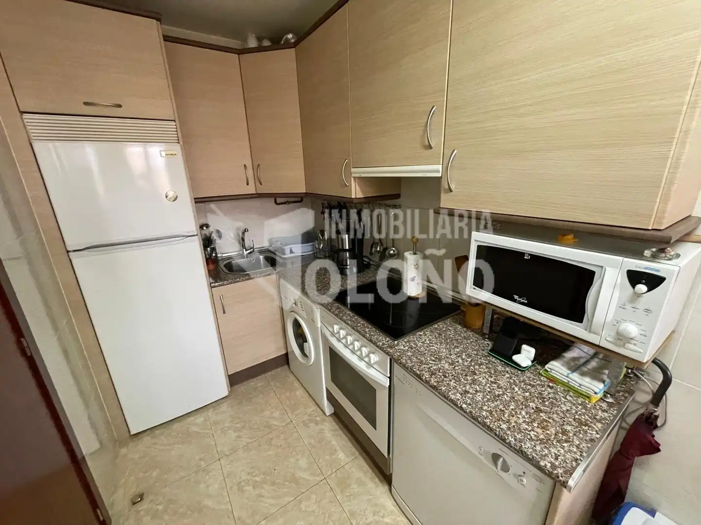 Cocina de Dúplex en venta en Castañares de Rioja con Calefacción, Parquet y Terraza