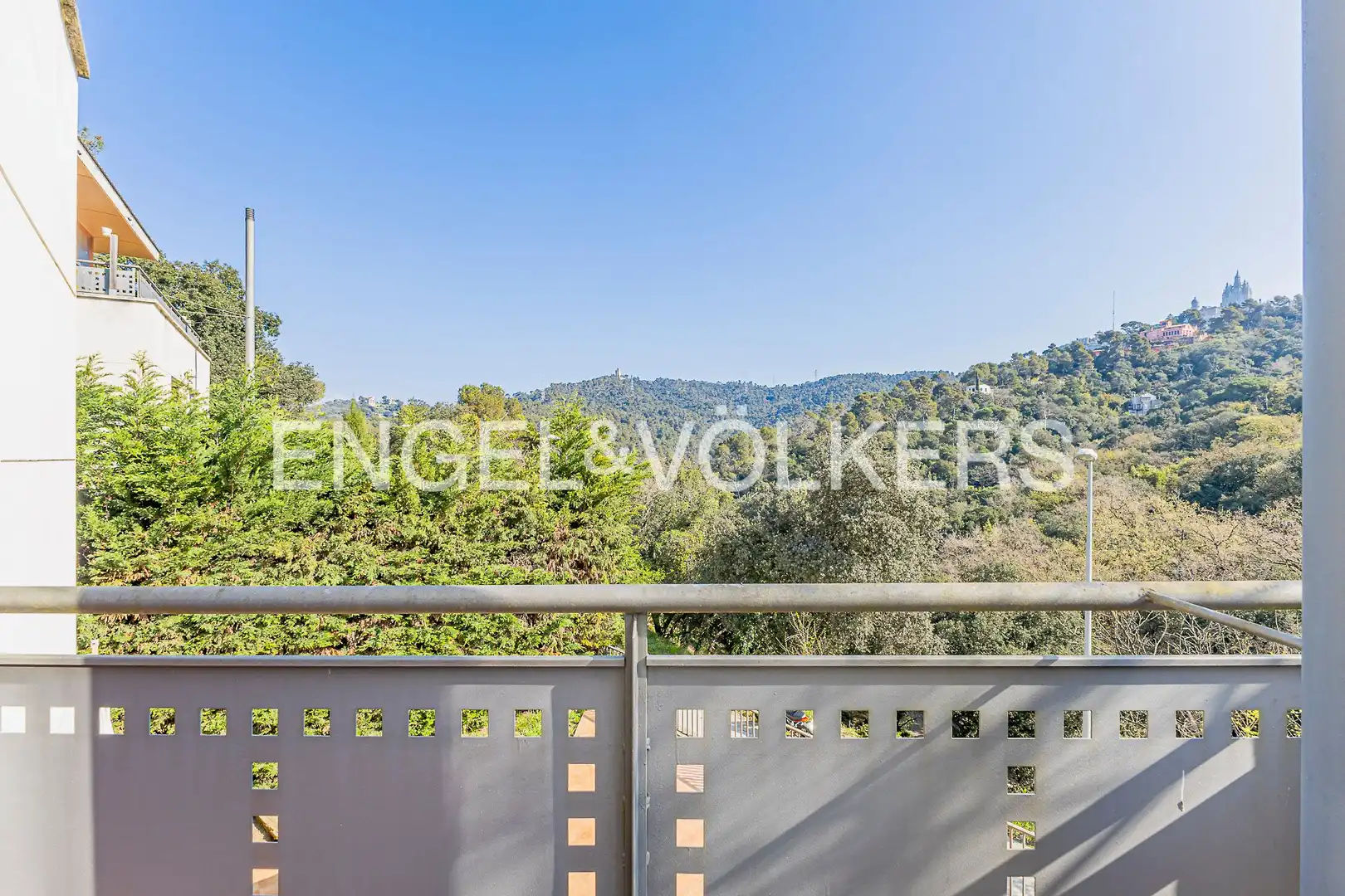 Terraza de Casa o chalet en venta en Barcelona con Aire acondicionado, Calefacción y Jardín privado