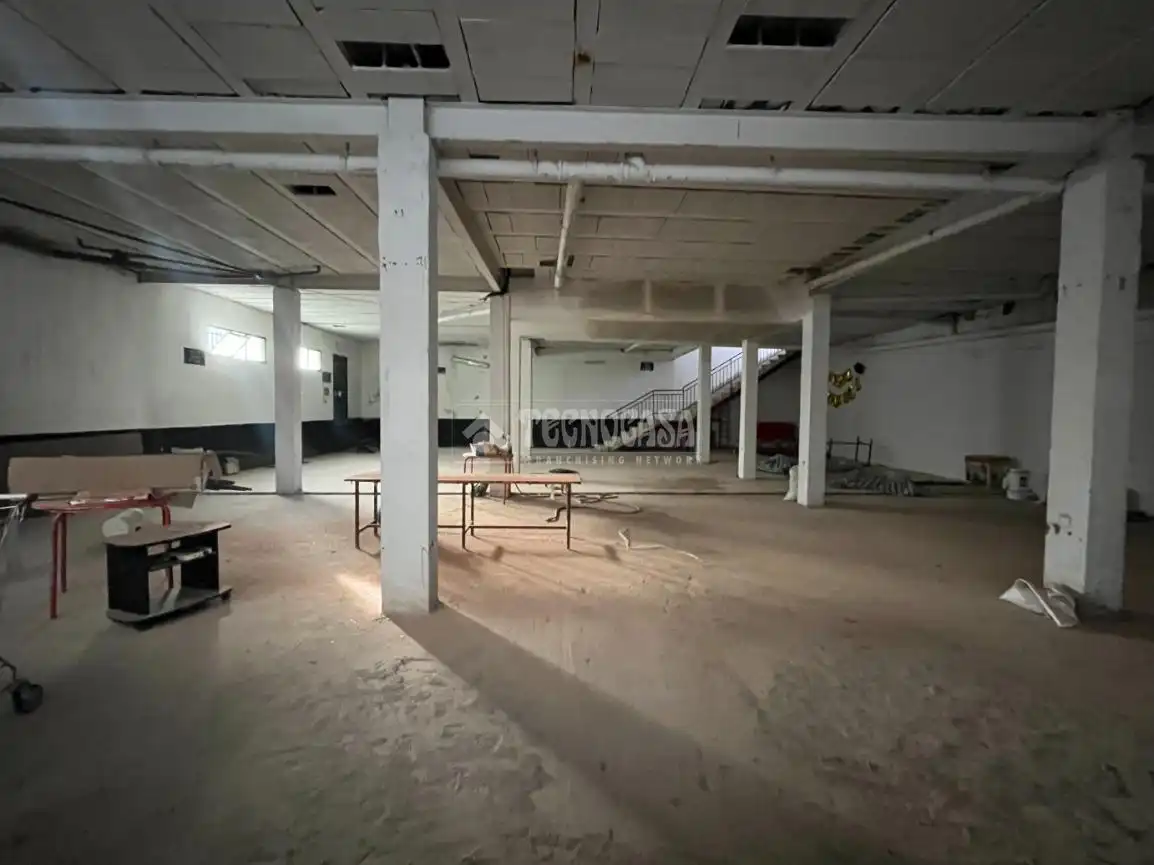 Local comercial de lloguer a Centro, imagen 3