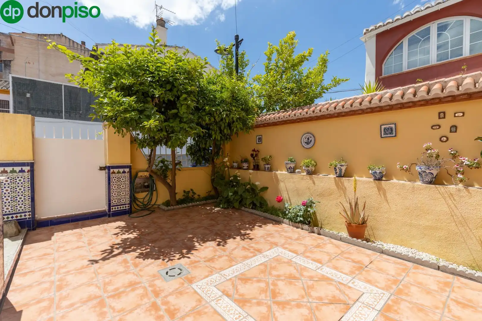 Jardín de Casa adosada en venta en Armilla con Calefacción y Terraza