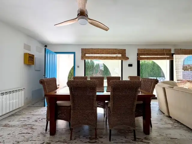 Comedor de Casa o chalet en venta en Dénia con Aire acondicionado, Calefacción y Jardín privado