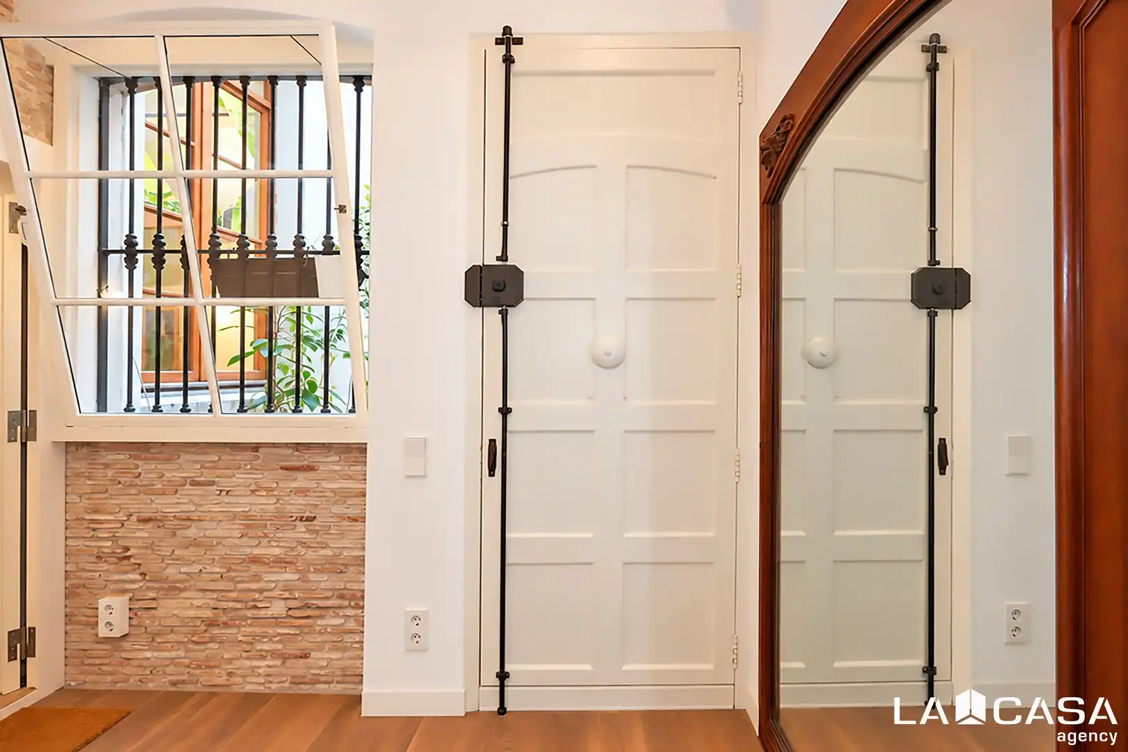 Maisonette zum Verkauf in Barcelona, Barcelona