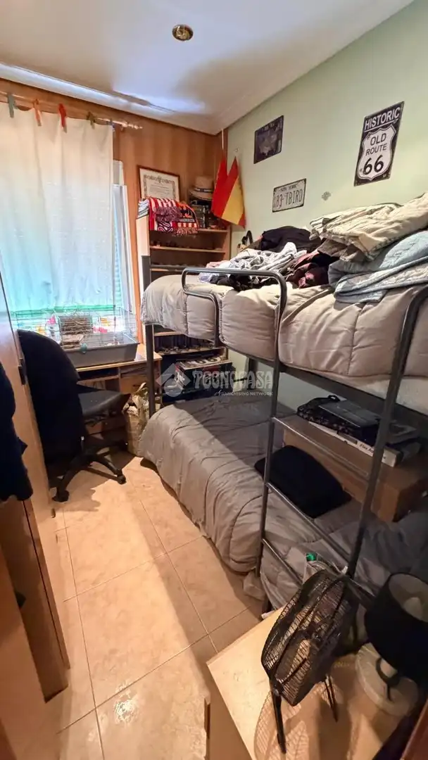 Habitación de Piso en venta en Madrid con Calefacción, Terraza y Balcón
