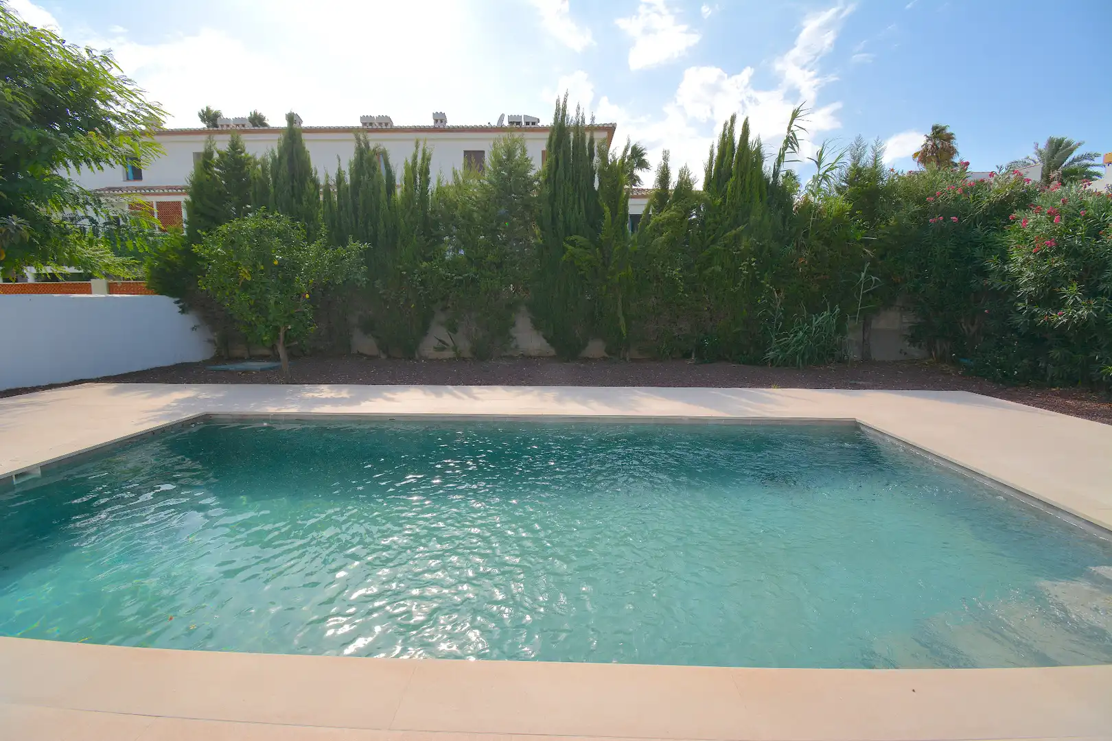 Piscina de Casa o chalet en venta en Dénia con Aire acondicionado, Jardín privado y Terraza