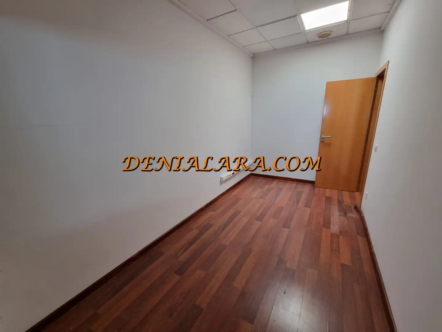 Oficina de alquiler en Beniarbeig con Amueblado