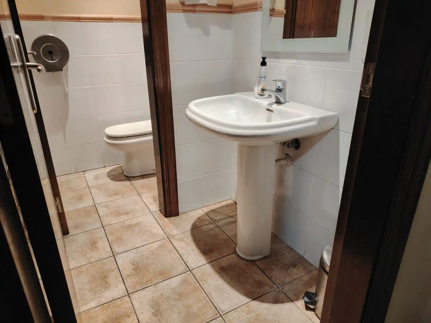 Bany de Local en venda en Alfajarín