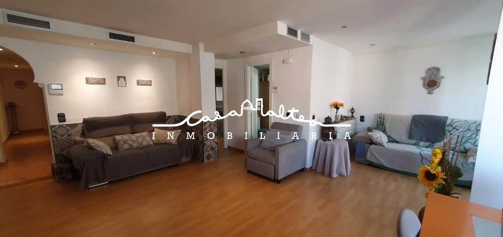 Flat with terrace for sale in Colonia Madrid