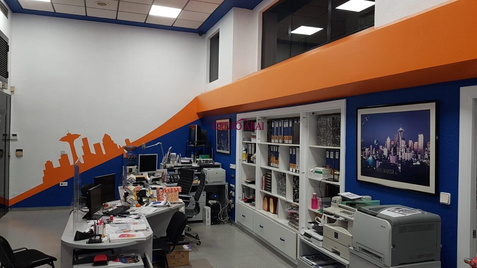 Premises for sale in Alicante / Alacant  with Air Conditioner