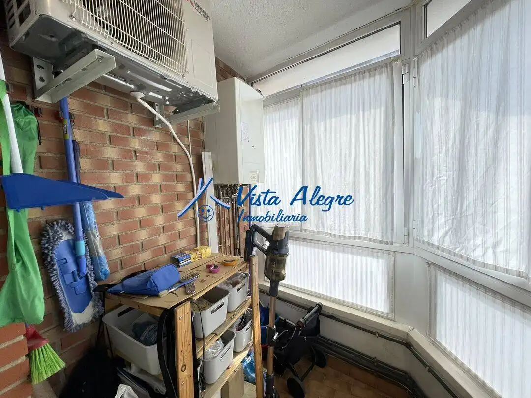 Vista exterior de Piso en venta en Haro con Calefacción, Parquet y Terraza