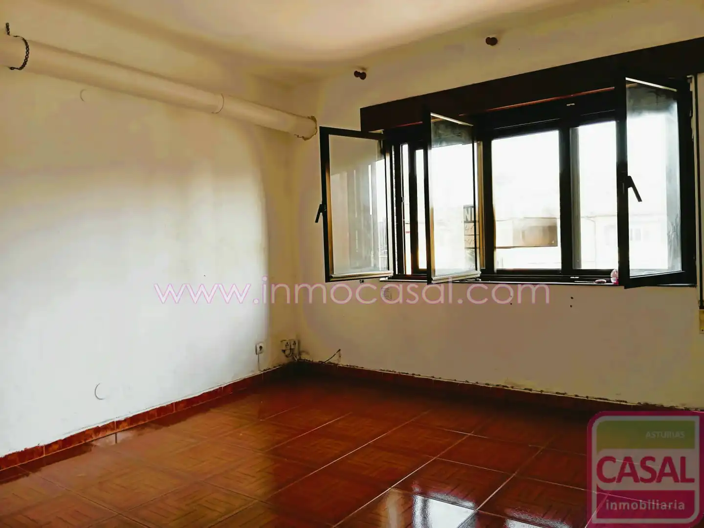 Habitación de Piso en venta en Avilés con Terraza y Trastero