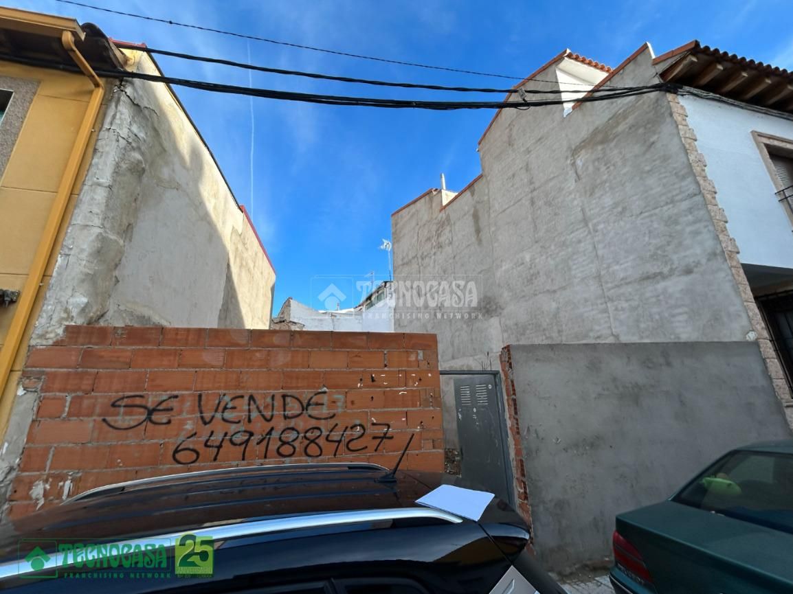 Exterior view of Industrial land for sale in La Guardia