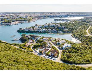 Vista exterior de Casa o xalet en venda en Maó amb Aire condicionat, Jardí privat i Terrassa