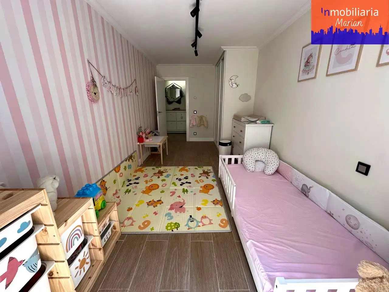 Bedroom of Flat for sale in Aranda de Duero  with Heating, Terrace and Furnished