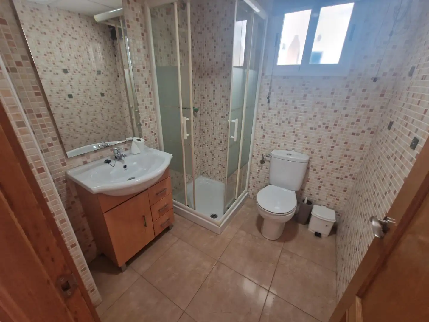 Badezimmer von Wohnung zum Verkauf in Águilas mit Klimaanlage und Balkon