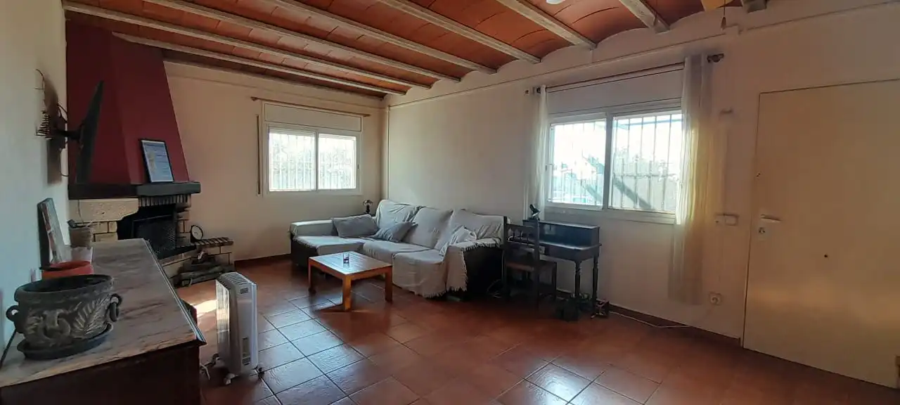 Sala de estar de Finca rústica en venta en Montbrió del Camp