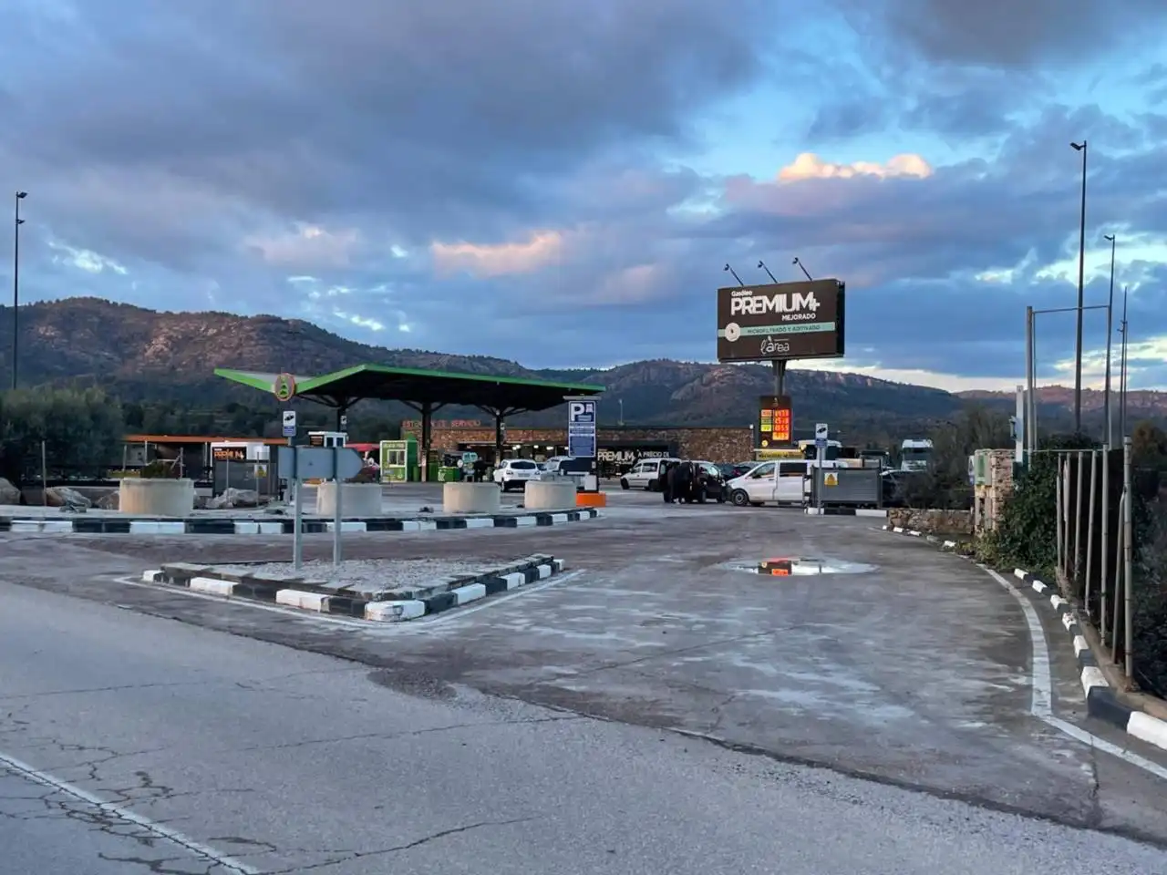 Rustikales Grundstück zum Verkauf in L'Alcora, imagen 7