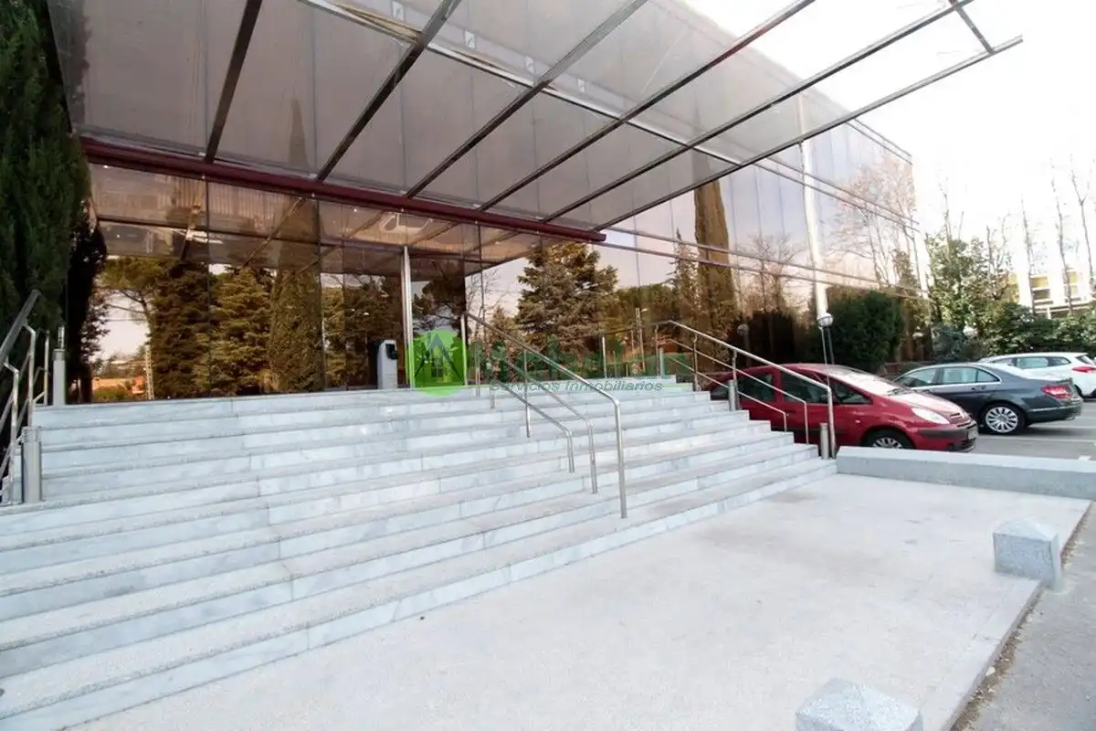 Office for rent in Marazuela - El Torreón