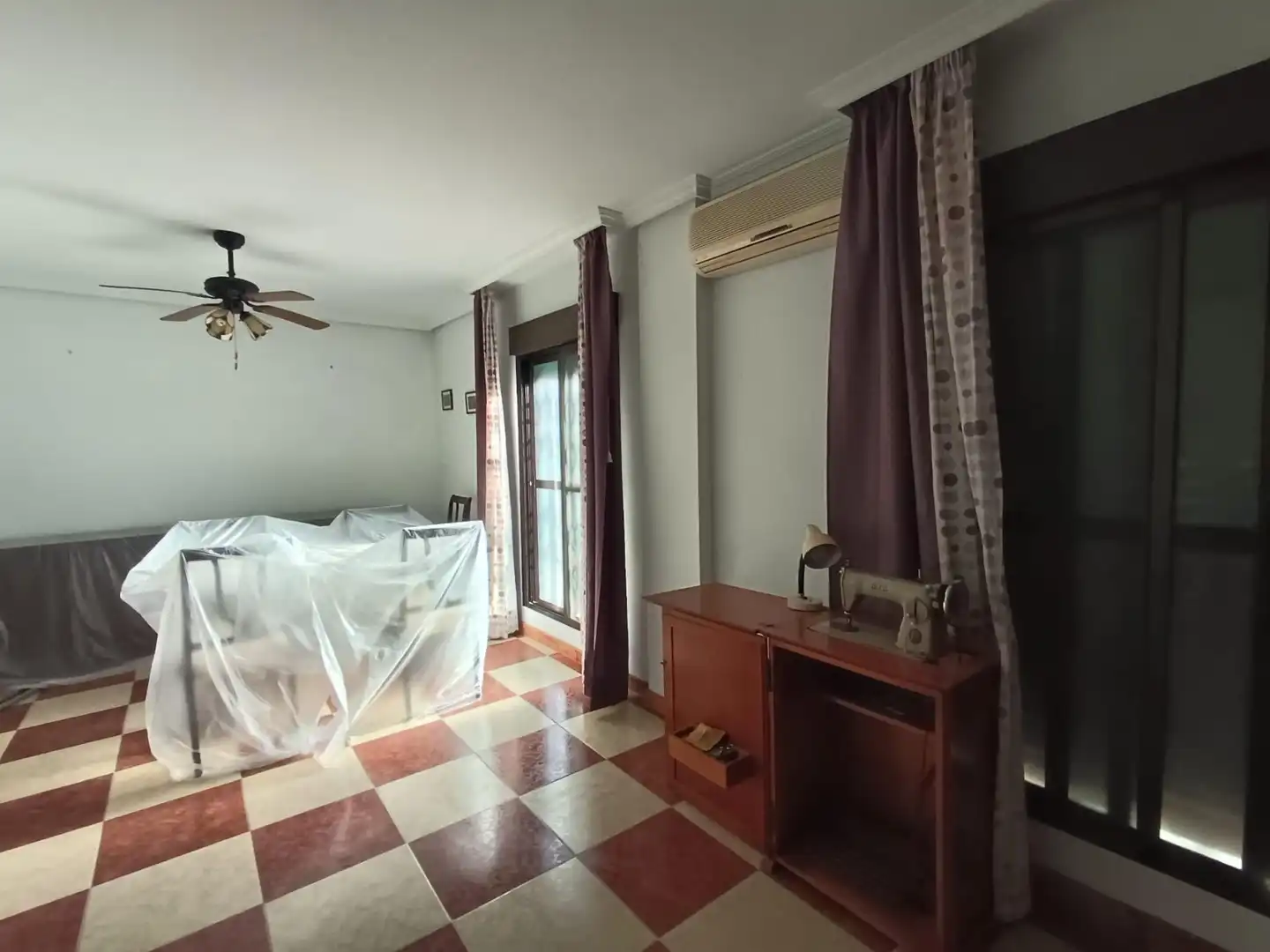 Casa o xalet en venda a Poniente-Norte - Miralbaida - Parque Azahara