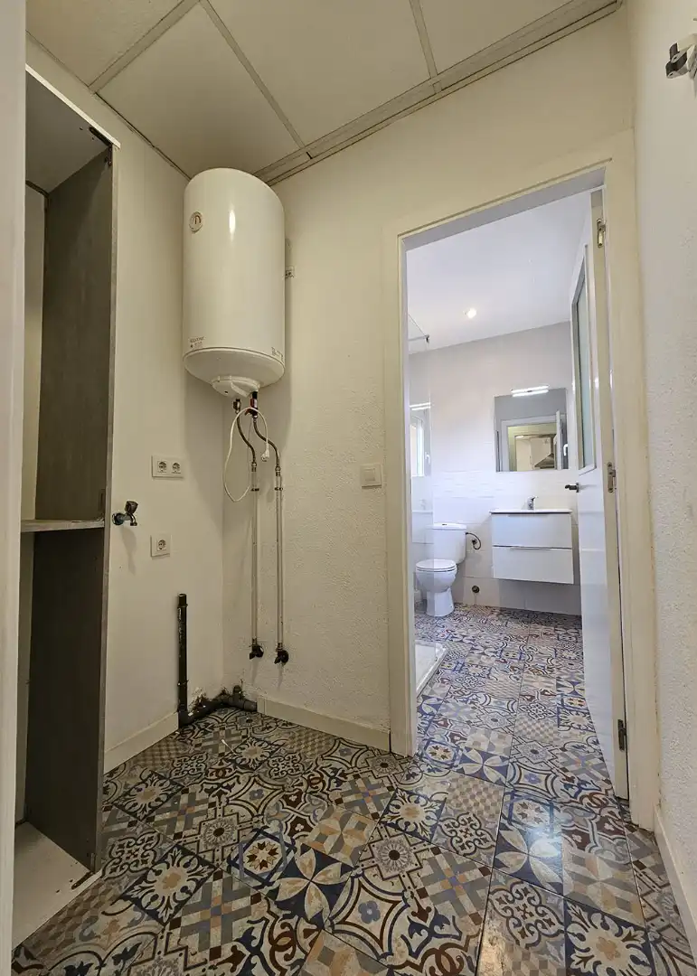 Bany de Estudi de lloguer en Riells i Viabrea amb Aire condicionat, Calefacció i Parquet