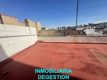 Àtic amb ascensor en venda a Calle Antón de Jaén