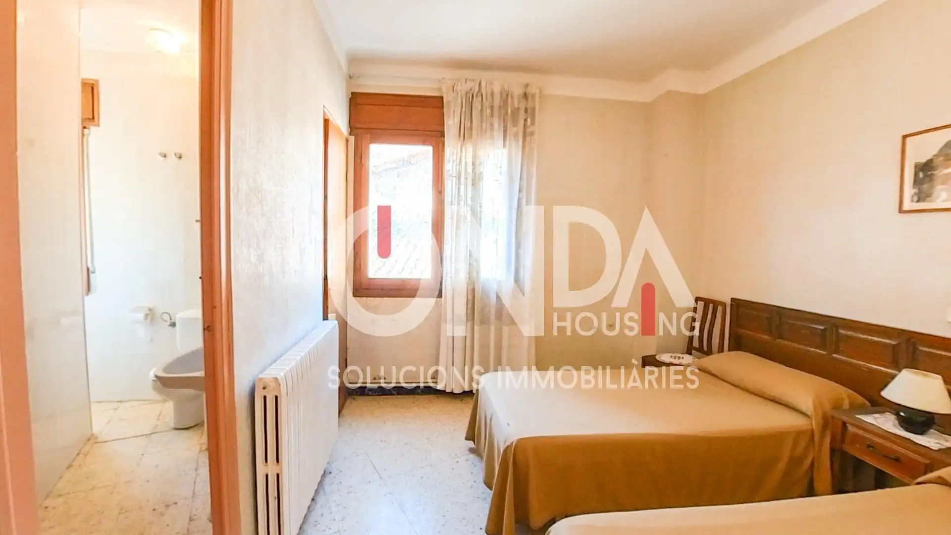 Buildings for sale in Avenida FLAMISELL, 5, Senterada