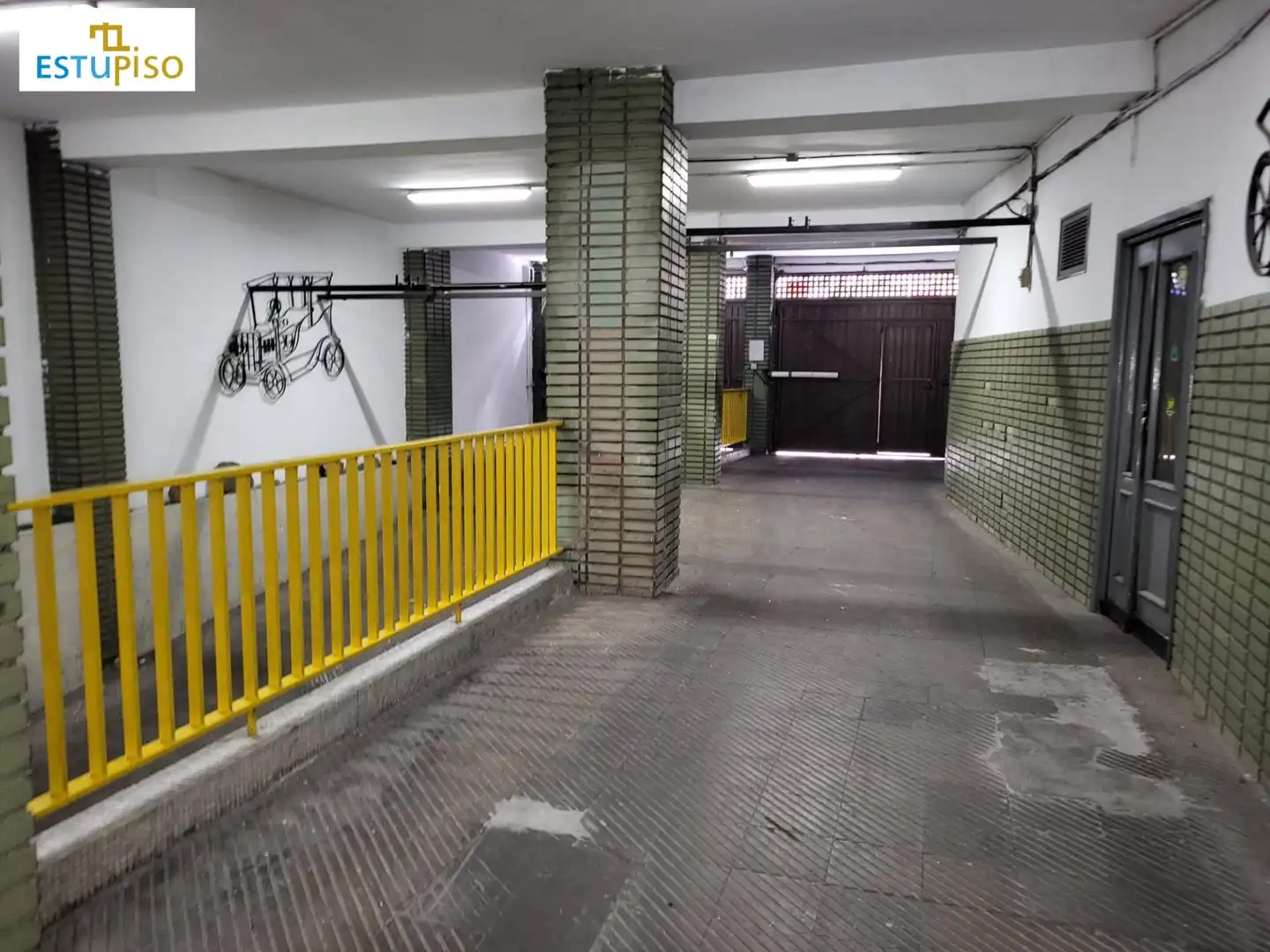 Individual for sale in Calle JUAN LORENZO SEGURA, imagen 2