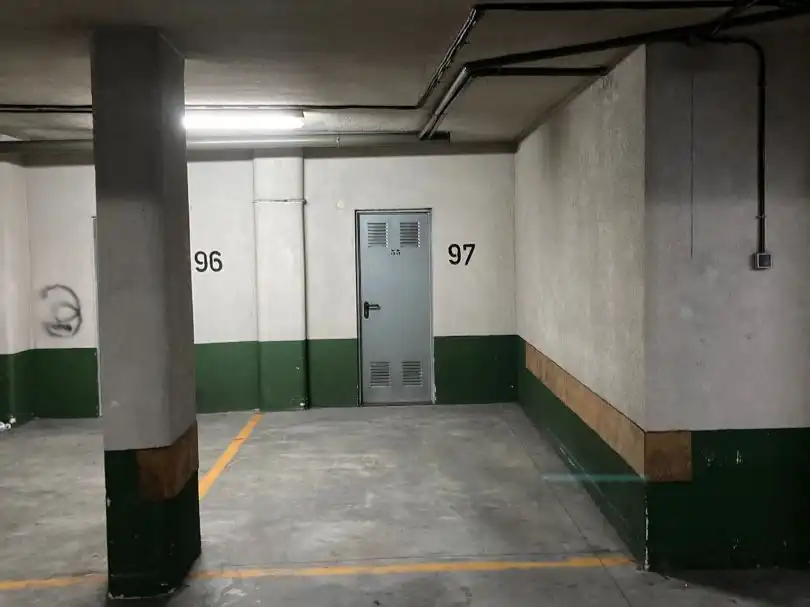 Einzelparkplatz zur Miete in Pamplona-Iruñea Kalea 11, imagen 2