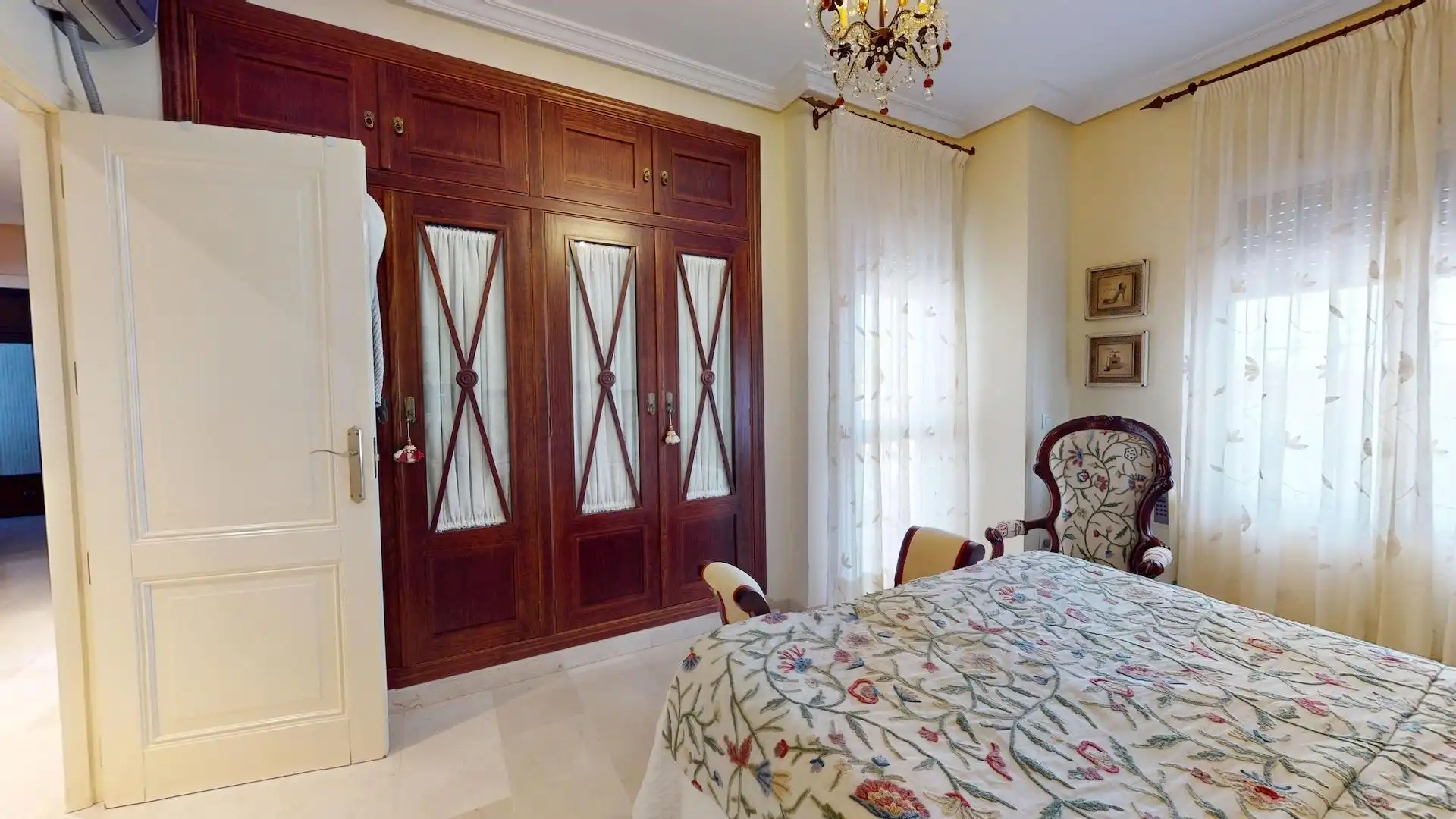 Bedroom of Houses for sale in Córdoba  with Air Conditioner, Private garden and Terrace