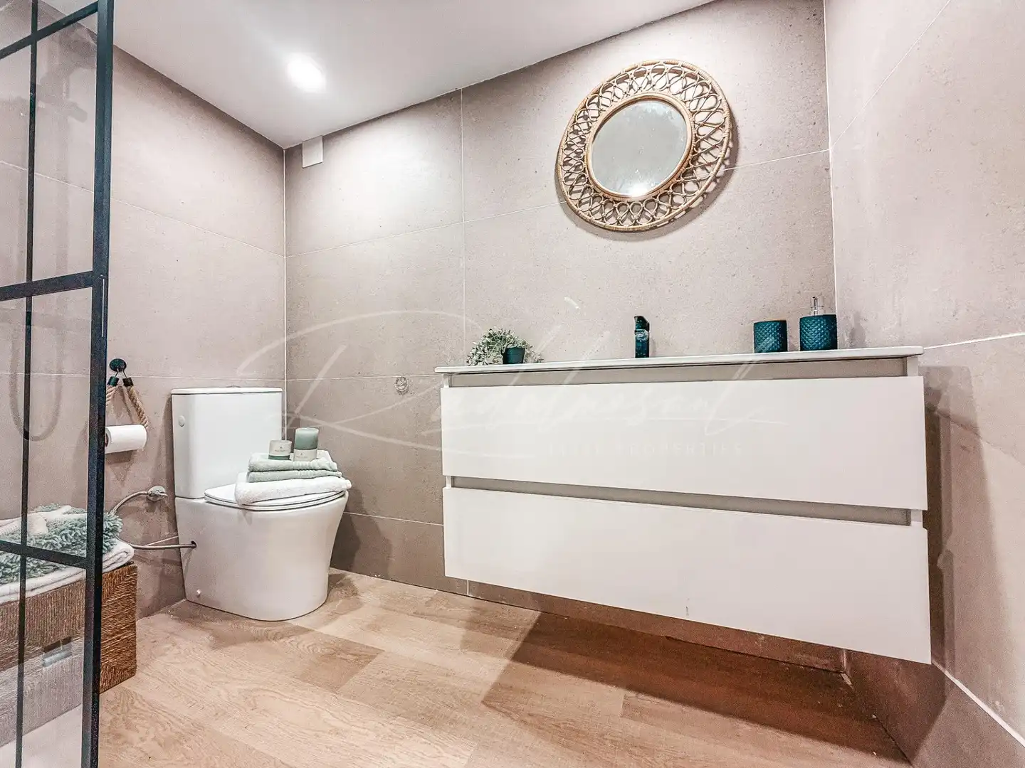 Casa con terraza en venta en Carrer Carrer Mare de Déu de la Roca, imagen 34