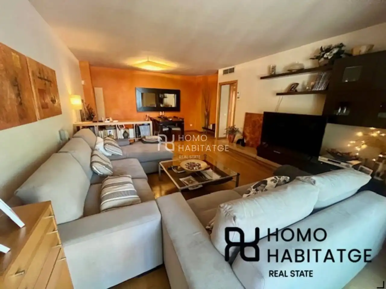 Living room of Flat for sale in Sabadell  with Air Conditioner, Heating and Parquet flooring