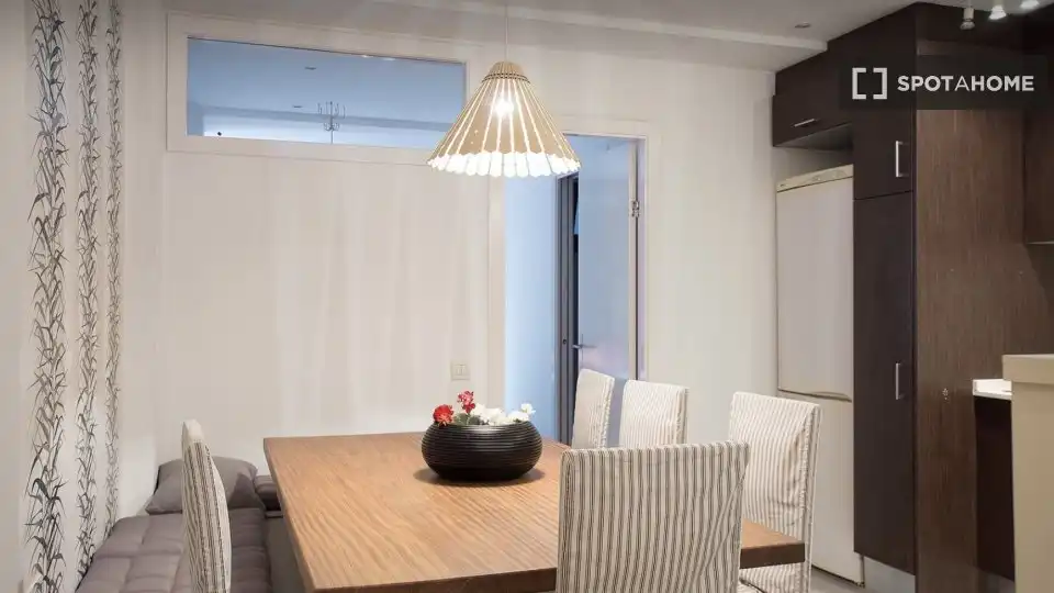 Piso con terraza en alquiler en Gràcia, imagen 4