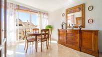Menjador de Apartament en venda en Fuengirola amb Aire condicionat, Terrassa i Piscina